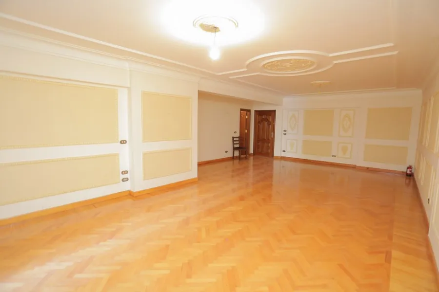 شقة للبيع 217م سان ستفانو