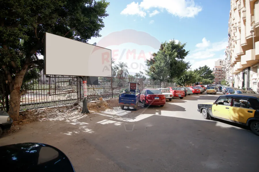 Shop for sale 105 m + 15 m upfloor - Kafr Abda (Saint Jenny St.)