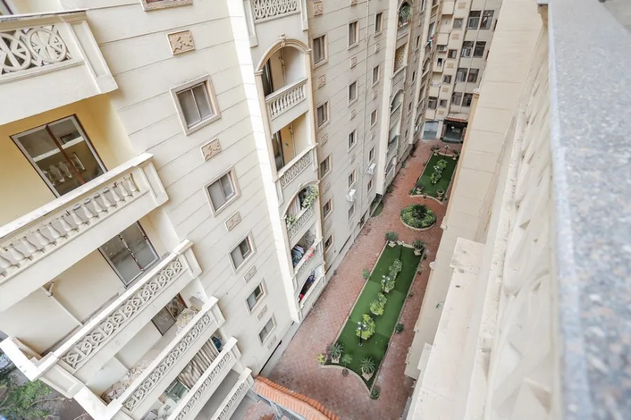 شقة للبيع 152م بولكلي (ش لافيزون) 