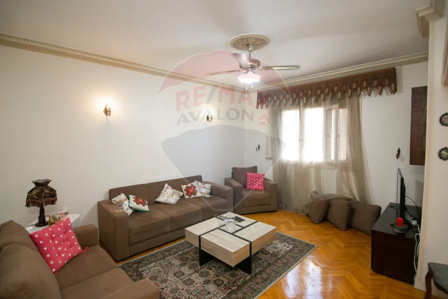 Apartment for sale 200 m Gleem (Adly Yakn st)