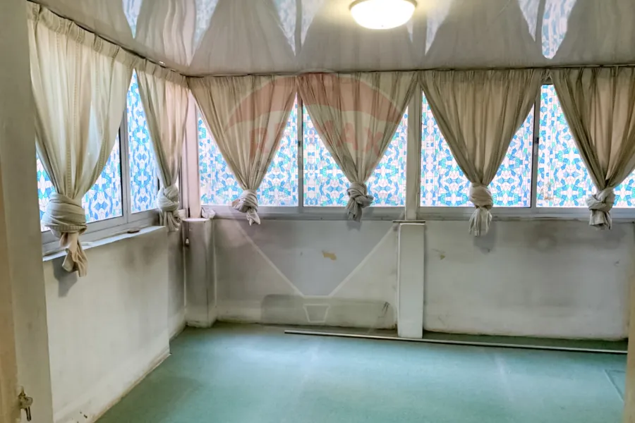 شقة للبيع 150 م جناكليس (ش عمر المختار)