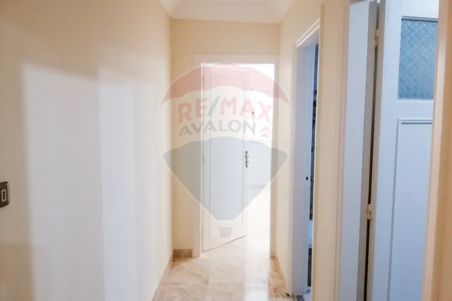 Apartment For Sale 100 m Smouha (Branched from Mostafa Kamel St .)