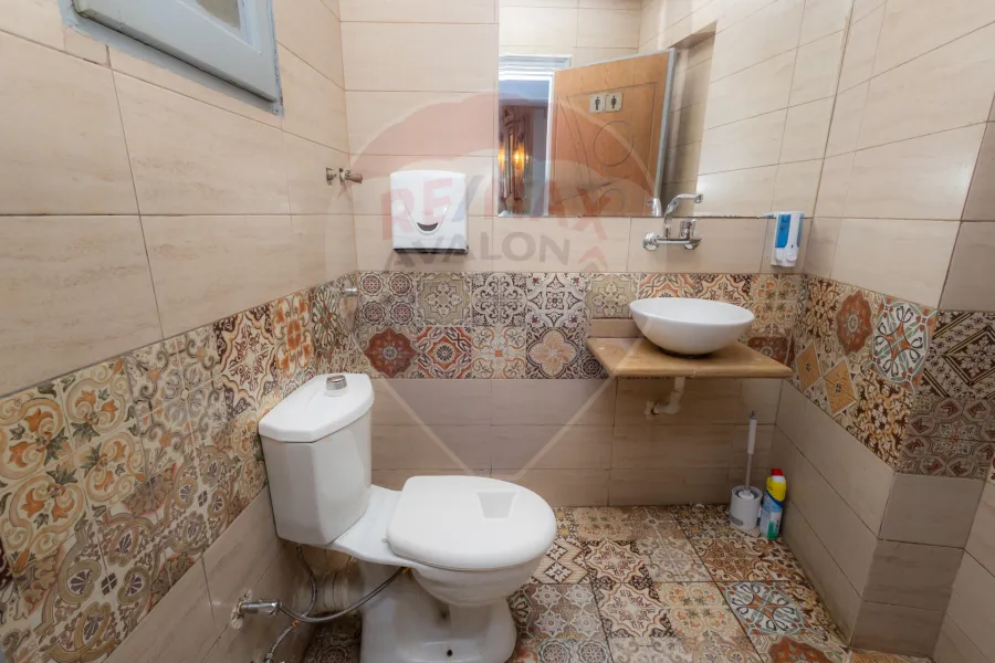 مطعم دورين للبيع 150م كفر عبده (ش عبد العزيز عجمية)