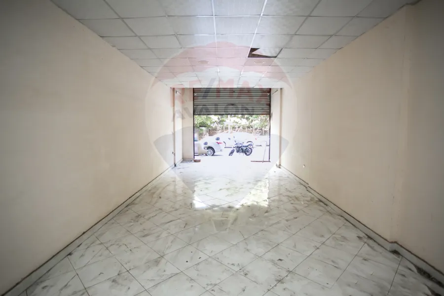 محل للإيجار 80 م سموحة (ش آدمون فريمون)