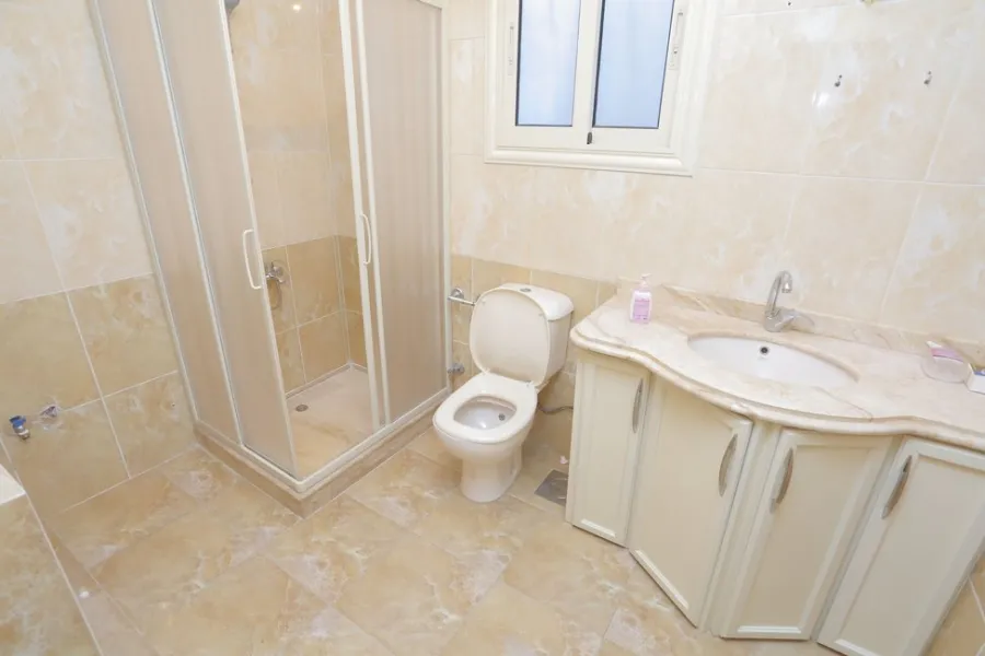 شقة للبيع 217م سان ستفانو