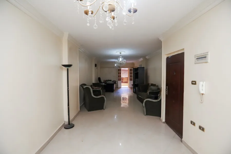 شقة للبيع 175م سيدي بشر (متفرع من العيسوى)