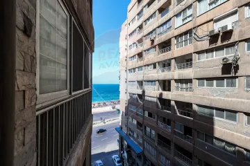 شقة للبيع 180 م لوران (طريق الجيش)