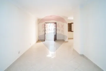 شقة للبيع 130 م سيدي بشر (ش سعيد البندارى)