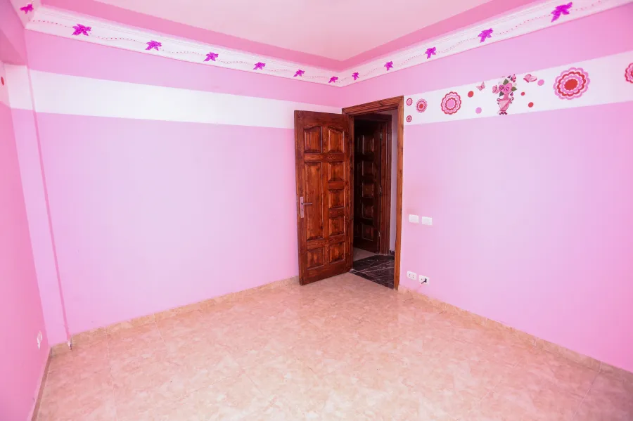 شقة للبيع 120 م فيكتوريا ( متفرع من ش الجلاء )