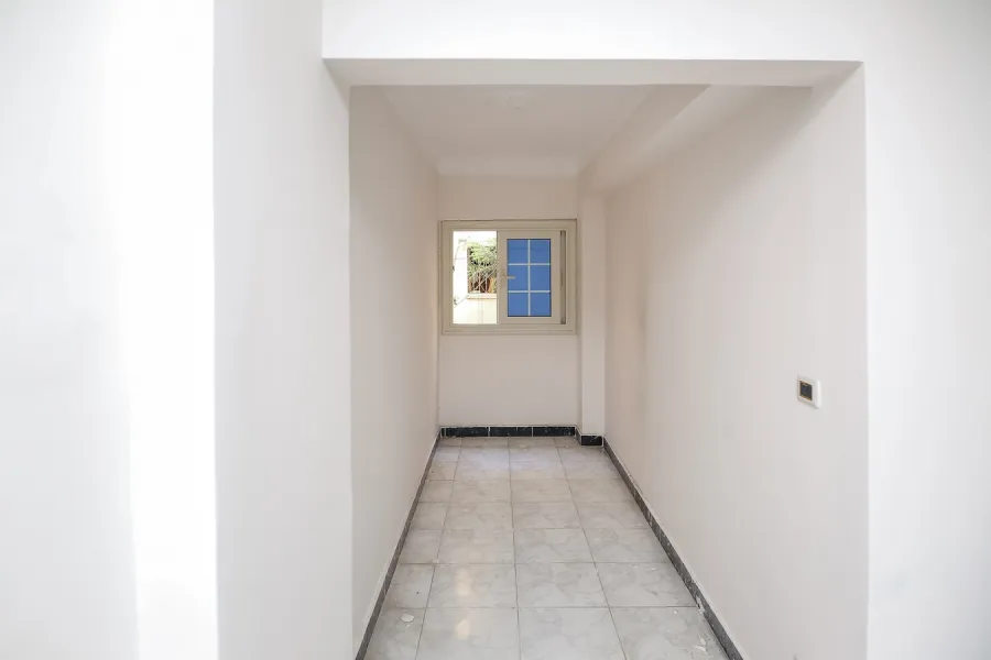 شقة للبيع 86م كفر عبده (ش مكة)