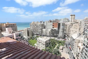 شقة للبيع 550 م لوران (خطوات من البحر)