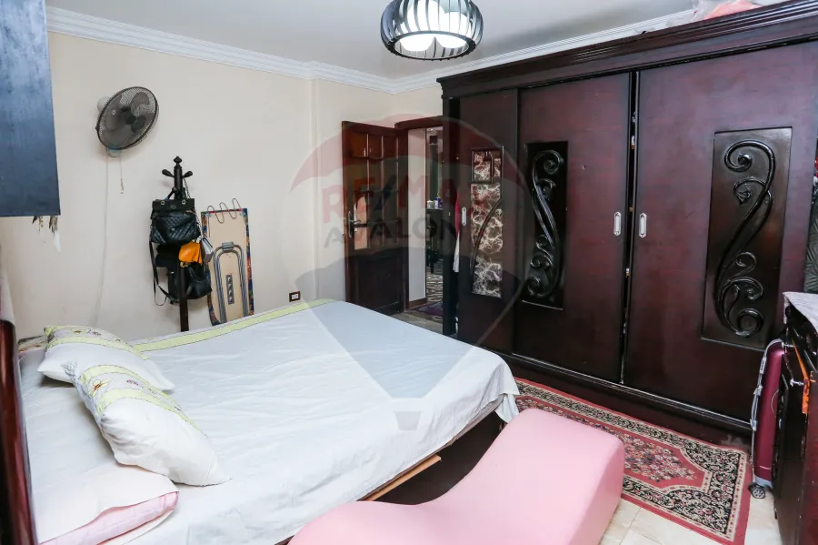 شقة للبيع 117 م زيزينيا (ش رياض)