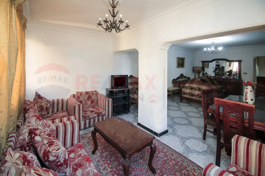 Apartment for sale 140 m Sidi Gaber (Al-Dobat Mustafa Kamel Buildings)
