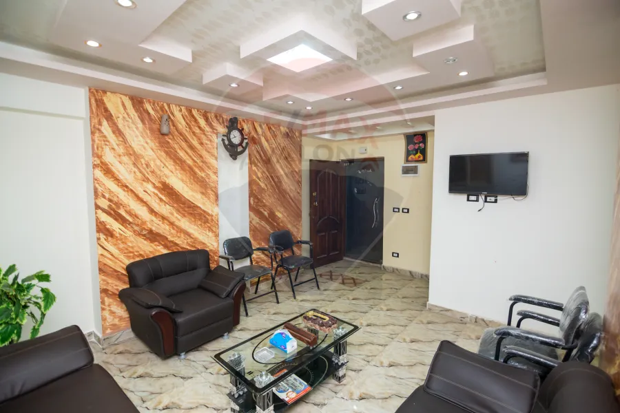 Administrative unit For sale 70 m Moharm bek (El Baliana St.)