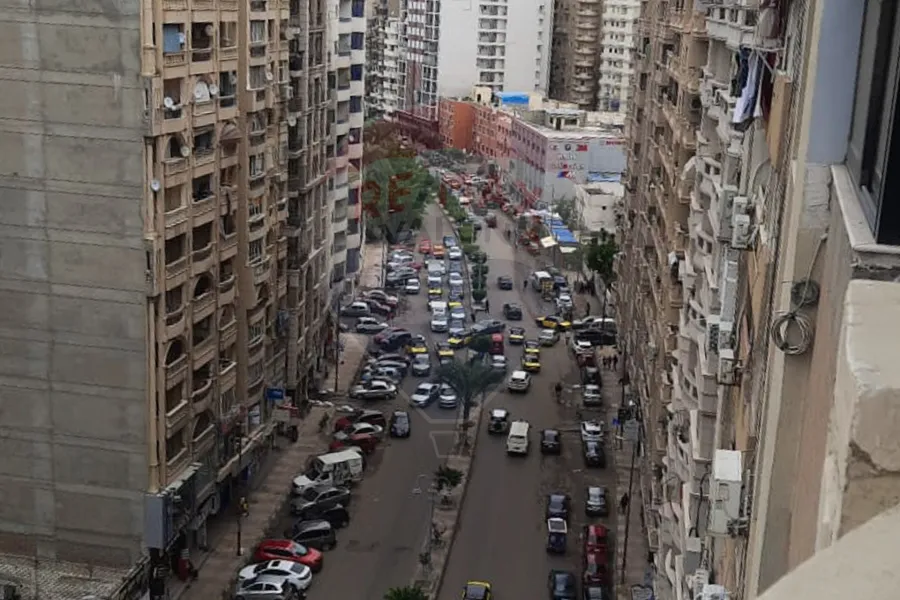 شقة للبيع 210 م سموحة (ش ذكى رجب)