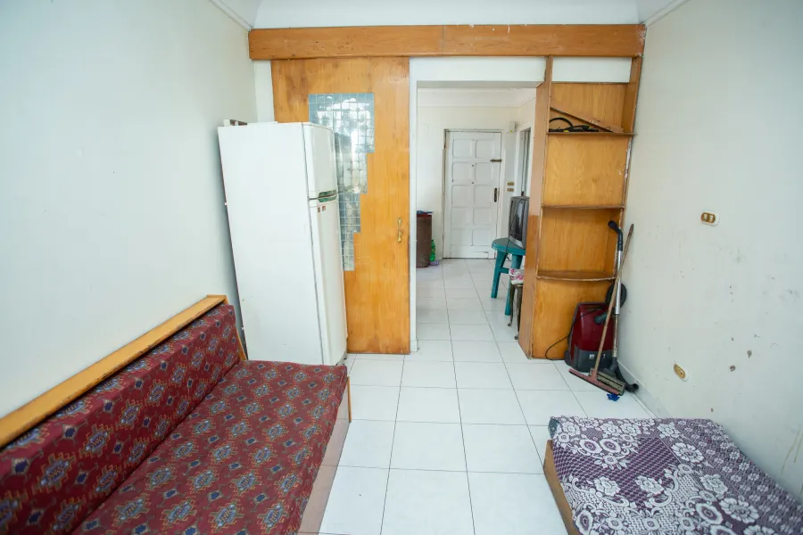 شقة للبيع 135م العصافرة (على البحر مباشرة)