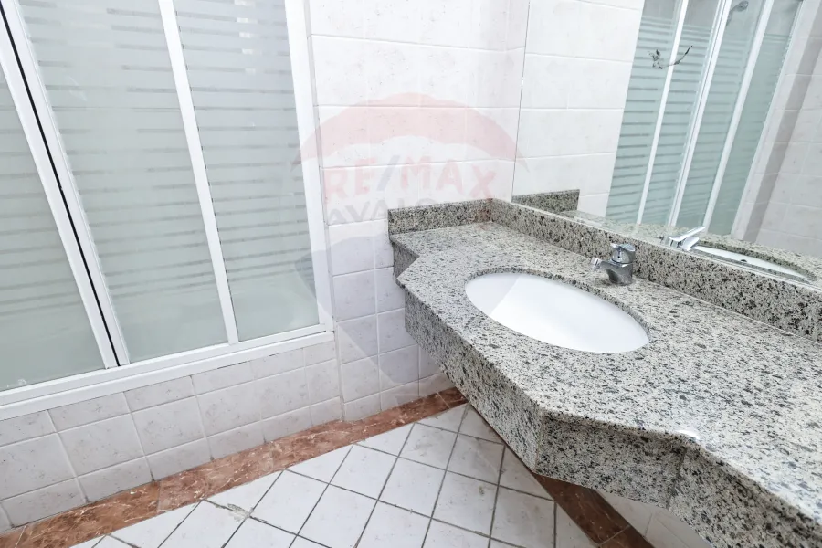 شقة للبيع 270م سان ستيفانو (فور سيزون)