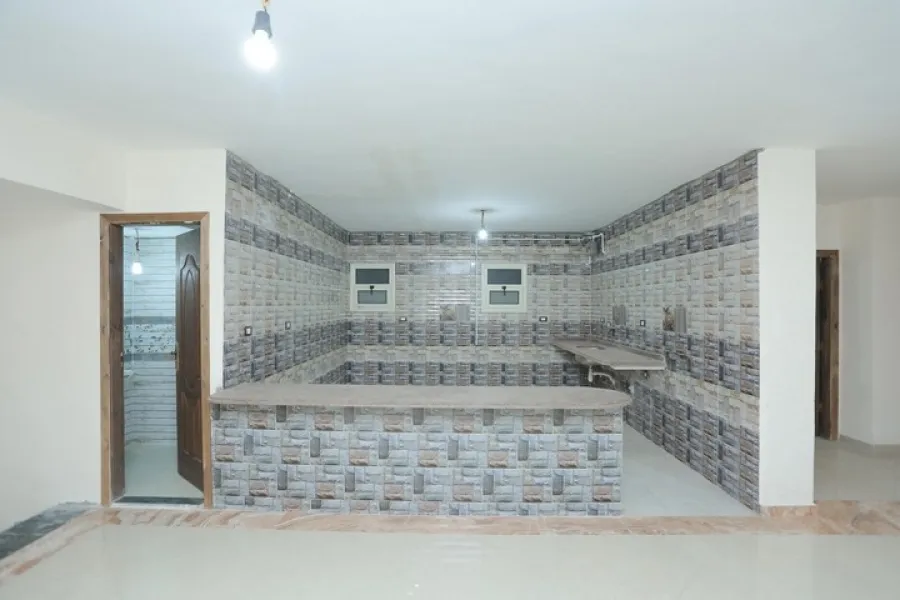 شقة للبيع 275م جليم -بين الترام والبحر