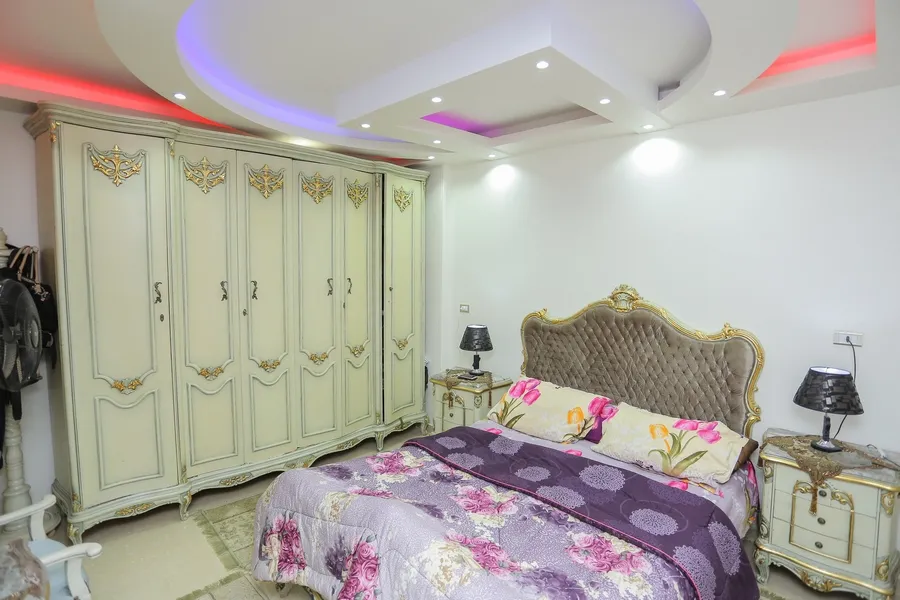 شقة للبيع 150م سان ستيفانو - بين الترام والبحر