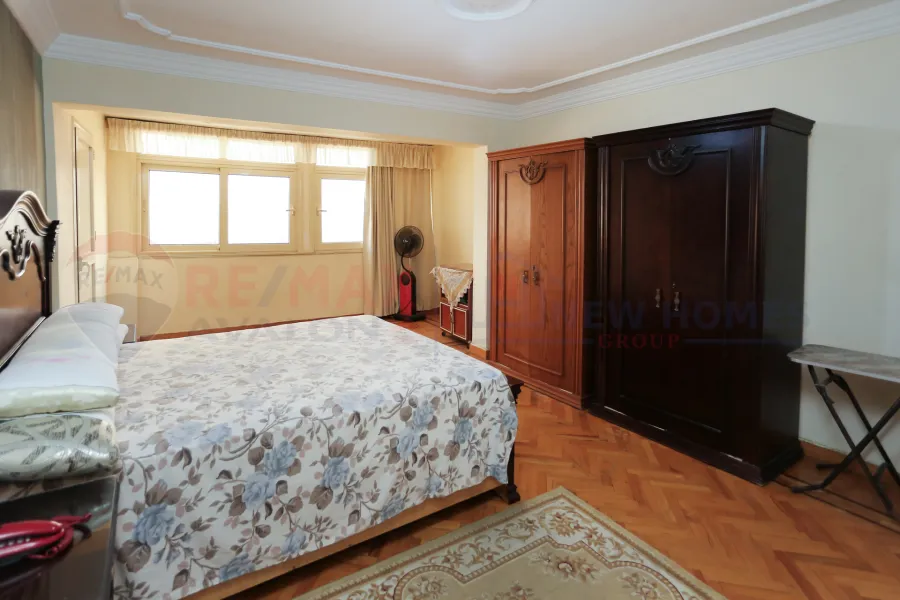 Apartment for sale 250 m Sporting (Port Said main st.)