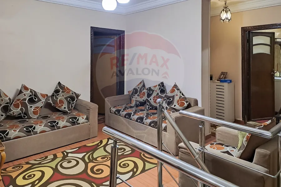 Duplex villa for sale 300 m Saba Basha (steps from Abo Qir st.)