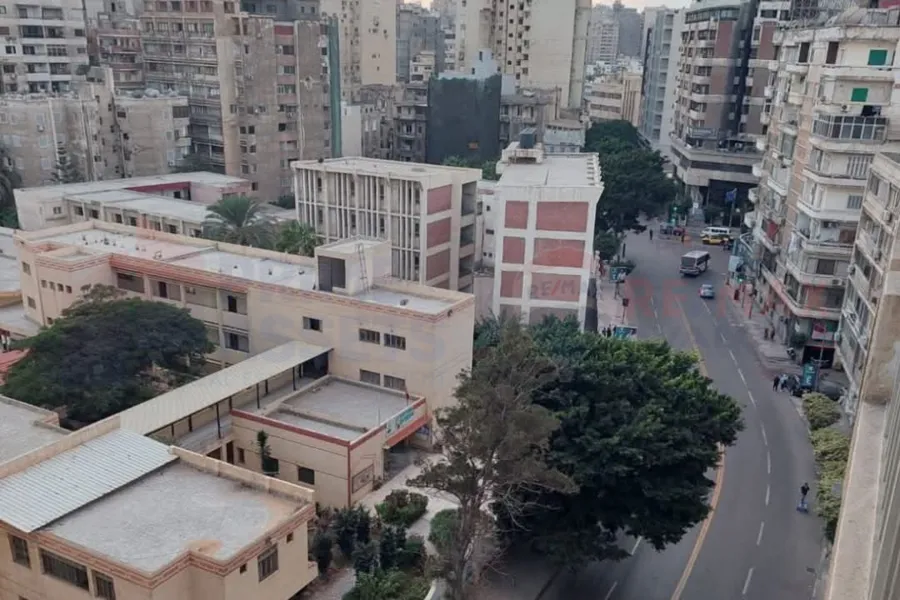 شقة للبيع 225 م مصطفي كامل (أمام كيروسيز مول)