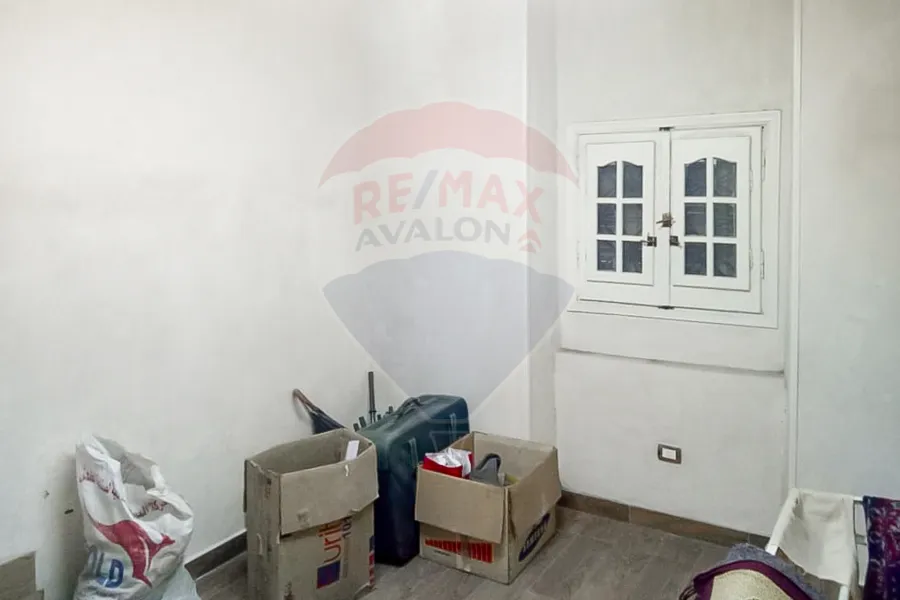 Commercial Headquarters For Rent 200 m (Mohamed Karim St.)