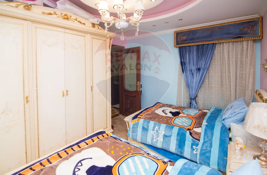 شقة للبيع 150 م سموحة (كومباوند بالقرب من جامعه فاروس وكوبري 14 مايو)