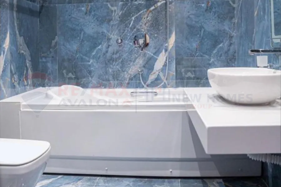 شقة للبيع 195 م كفر عبده (ميدان سانت جيني)