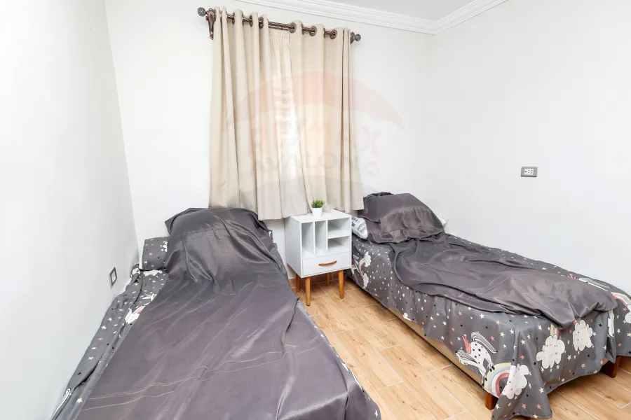 شقة للبيع 125 م ميامي (ش مصطفي كامل)