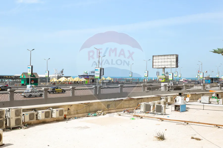 شقه للبيع 134 م سيدي جابر ( أعلى سيتي سكوير مول - علي البحر مباشرة - الابراج الاستثماريه )