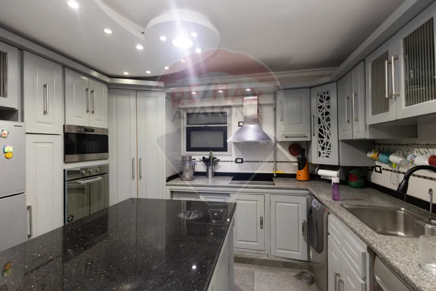 Apartment for sale 160 m Fleming (Abdelfattah El-Tawil St.)