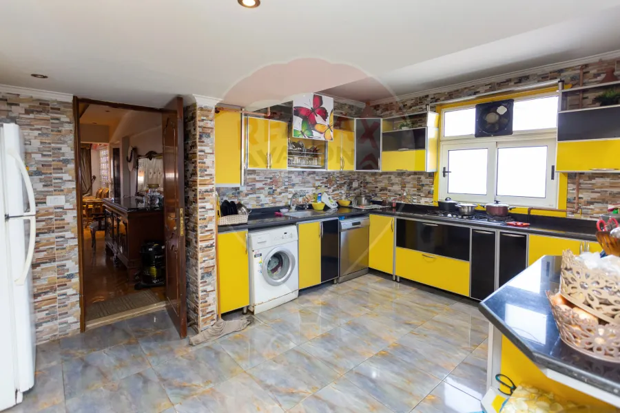 شقة للبيع 430 م  سموحه (خطوات من نادي سموحة)