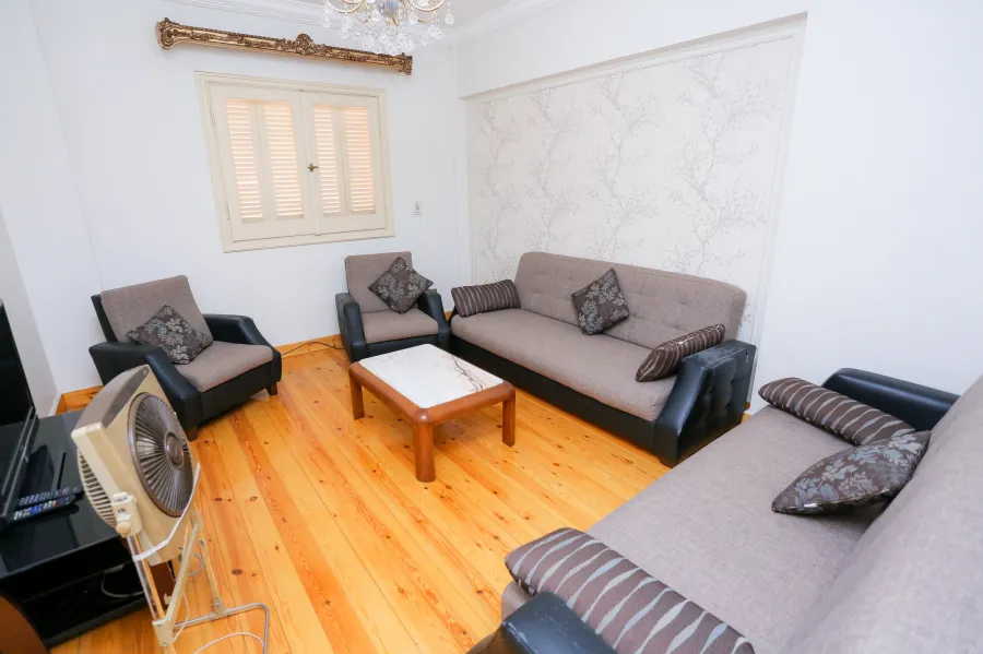 Apartment for sale 220 m louran (kirosies compound)