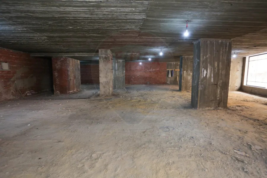 Mezzanine for rent 770 m San Stefano (directly on the tram)