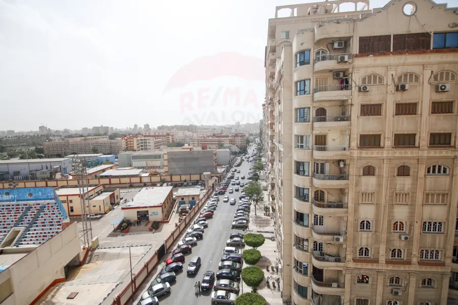 شقة للبيع 210 م سموحة ( ش ادمون فريمون ) - أول سكن