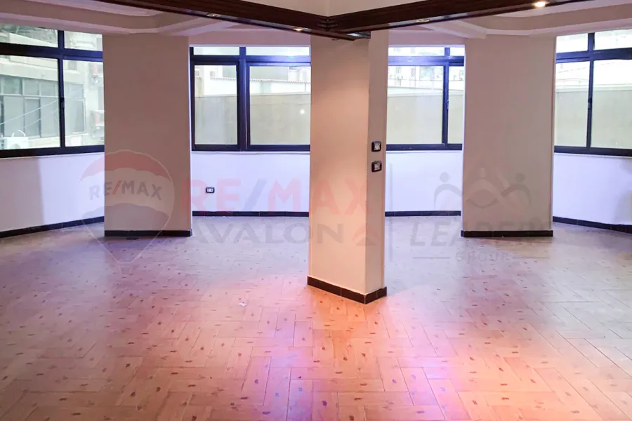 Apartment for sale 140 m Gleem (Notredame St)