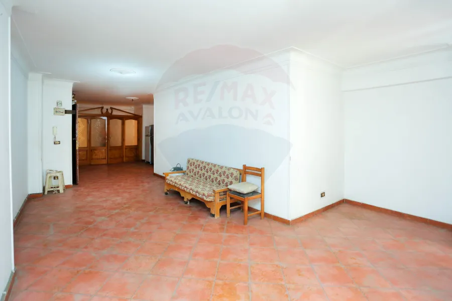 شقة للبيع 150 م سيدي بشر (ش حمزه بن عبد المطلب)