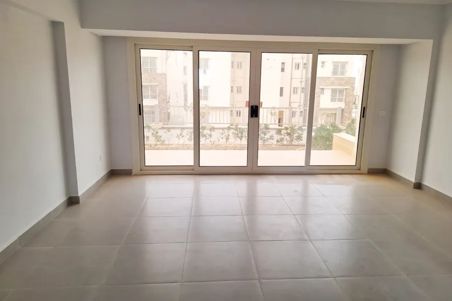 Chalet + garden for sale North coast (sea view) - 100 m + 40 m