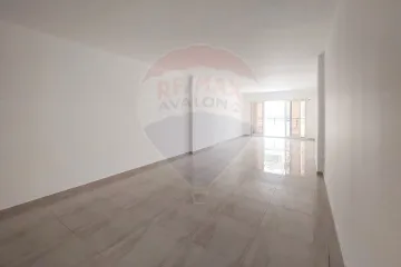 شقة للايجار 181 م سموحة (كومباوند الصيادلة)