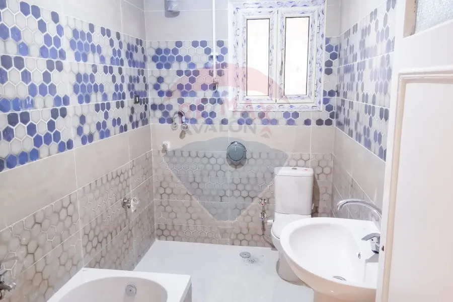 Apartment For Sale 100 m Smouha (Branched from Mostafa Kamel St .)