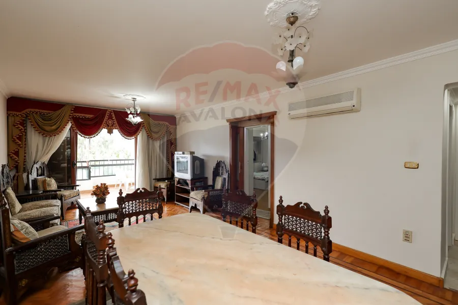 Furnished Apartment For rent 100 m Al Mamoora (steps from the sea)