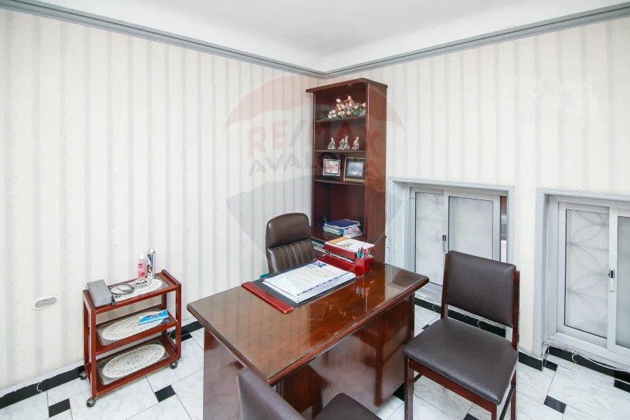 عيادة للإيجار 50 م الابراهيميه (متفرع من اللاجتيه )