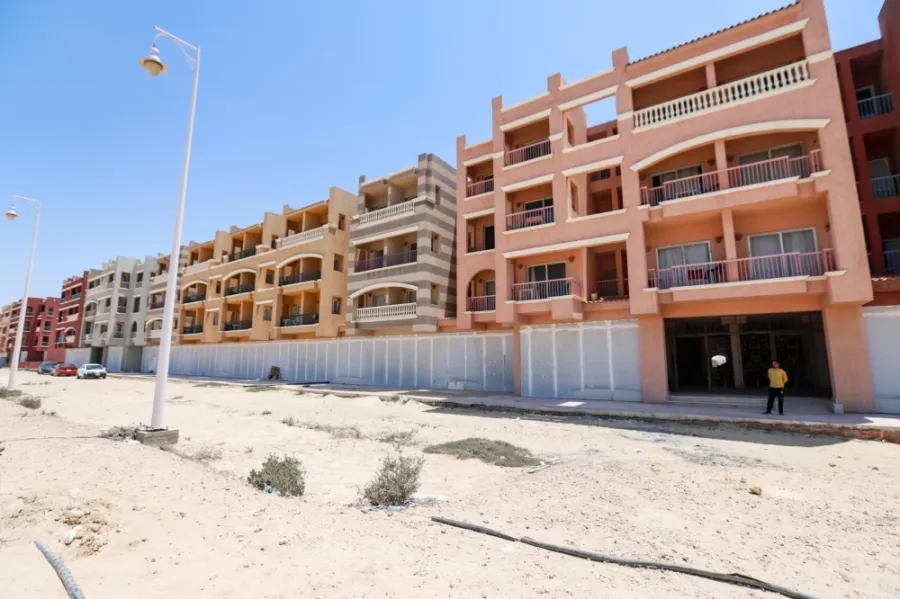 شاليه للبيع 81م الساحل الشمالى بورتو جولف -أمام بواية مارينا