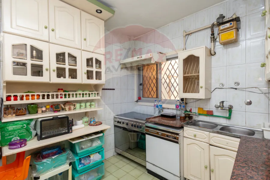 Apartment for sale 216 m Louran (The building on the first row of the sea)