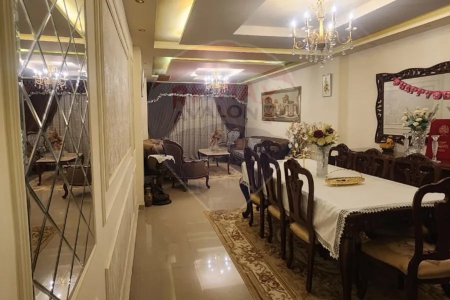 شقة للبيع 140 م سان ستيفانو (ش حامد الخولي)