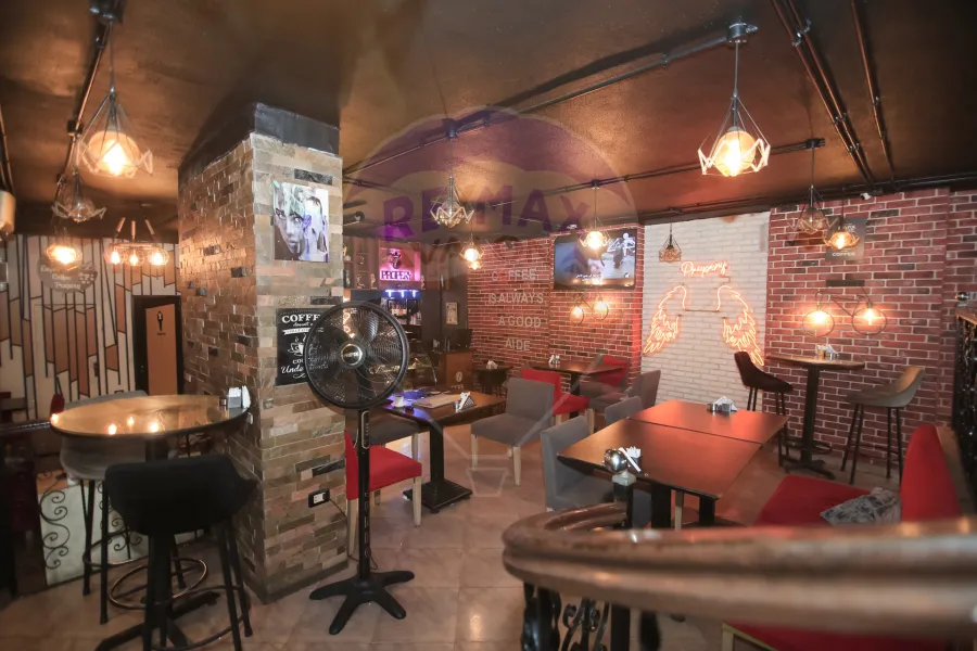 Shop for sale 118 m Rushdi (directly on the tram)