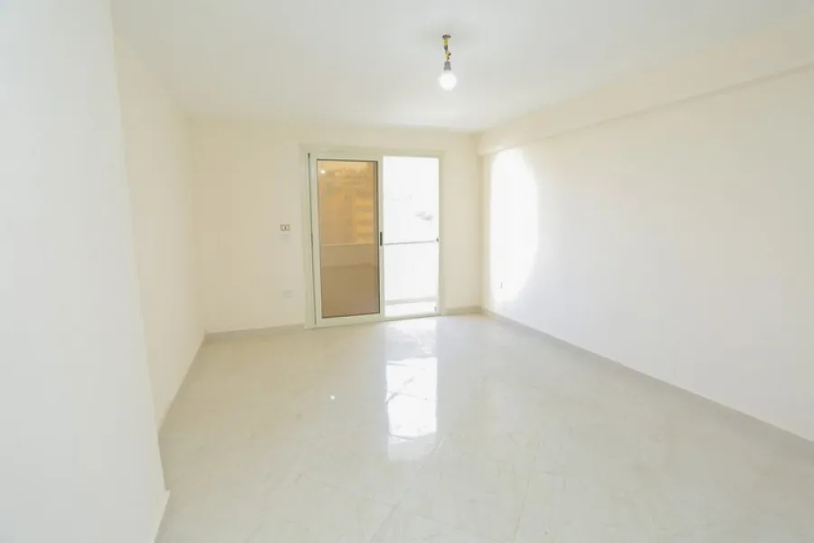 شقة للبيع 275م جليم -بين الترام والبحر