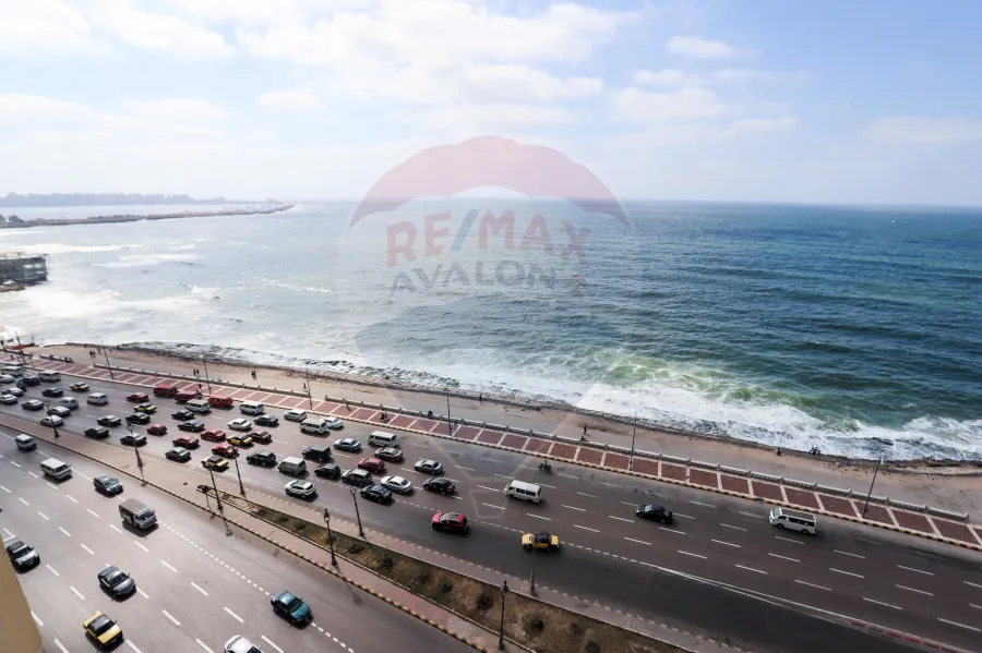 Apartment For Sale 475 m Camp Ceasar ( Directly On The Sea )