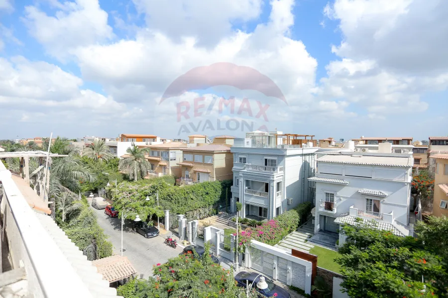 Villa for sale 400 m (Miroza Compound - Next to carfour city center &amp; Dizinia mall - New Alex)